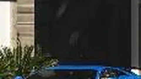 顶流导演，明星绯闻成“吸金”利器？